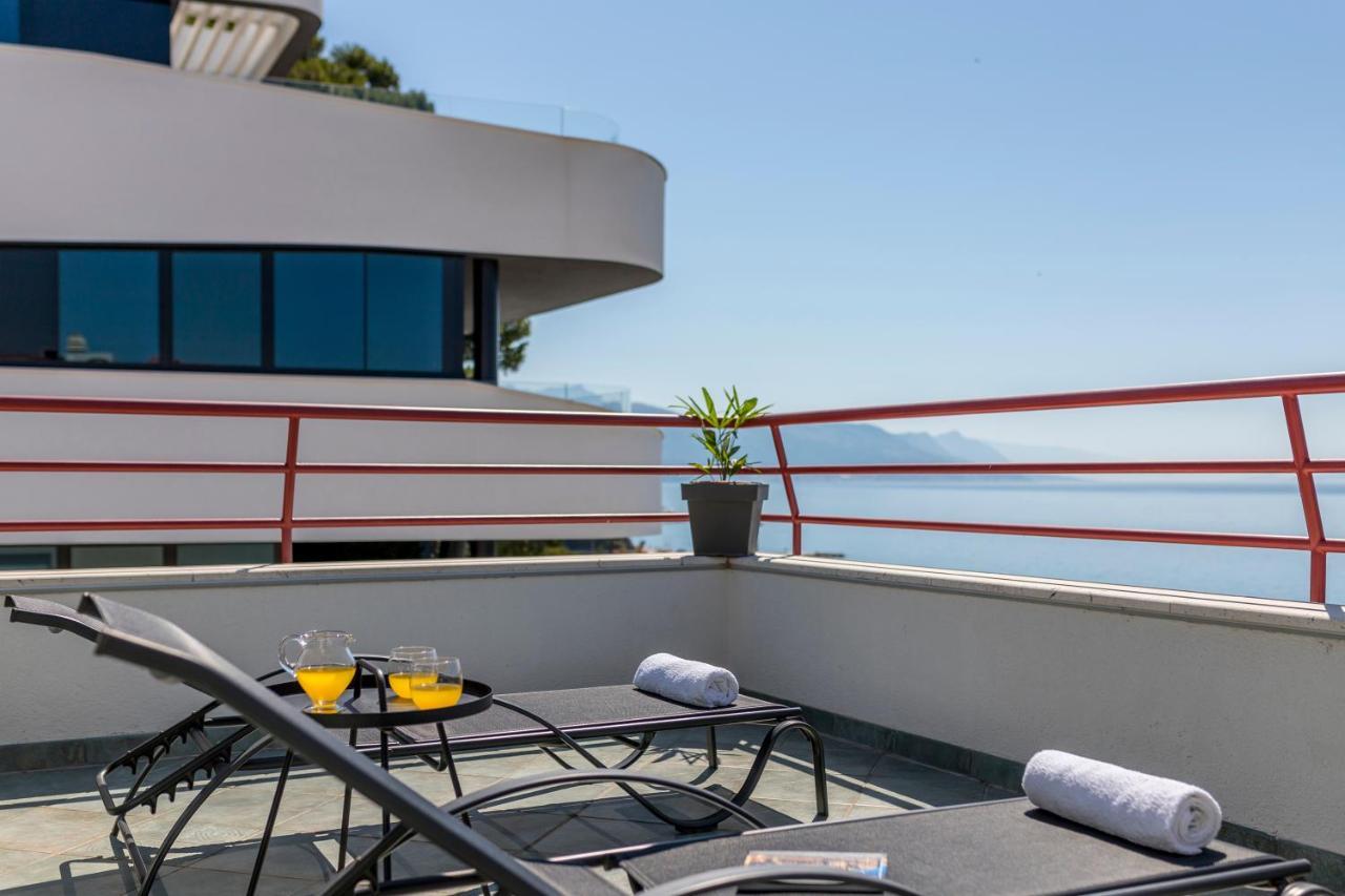 Apartamento Seaside Penthouse With Hot Tub Sky Living Split Exterior foto